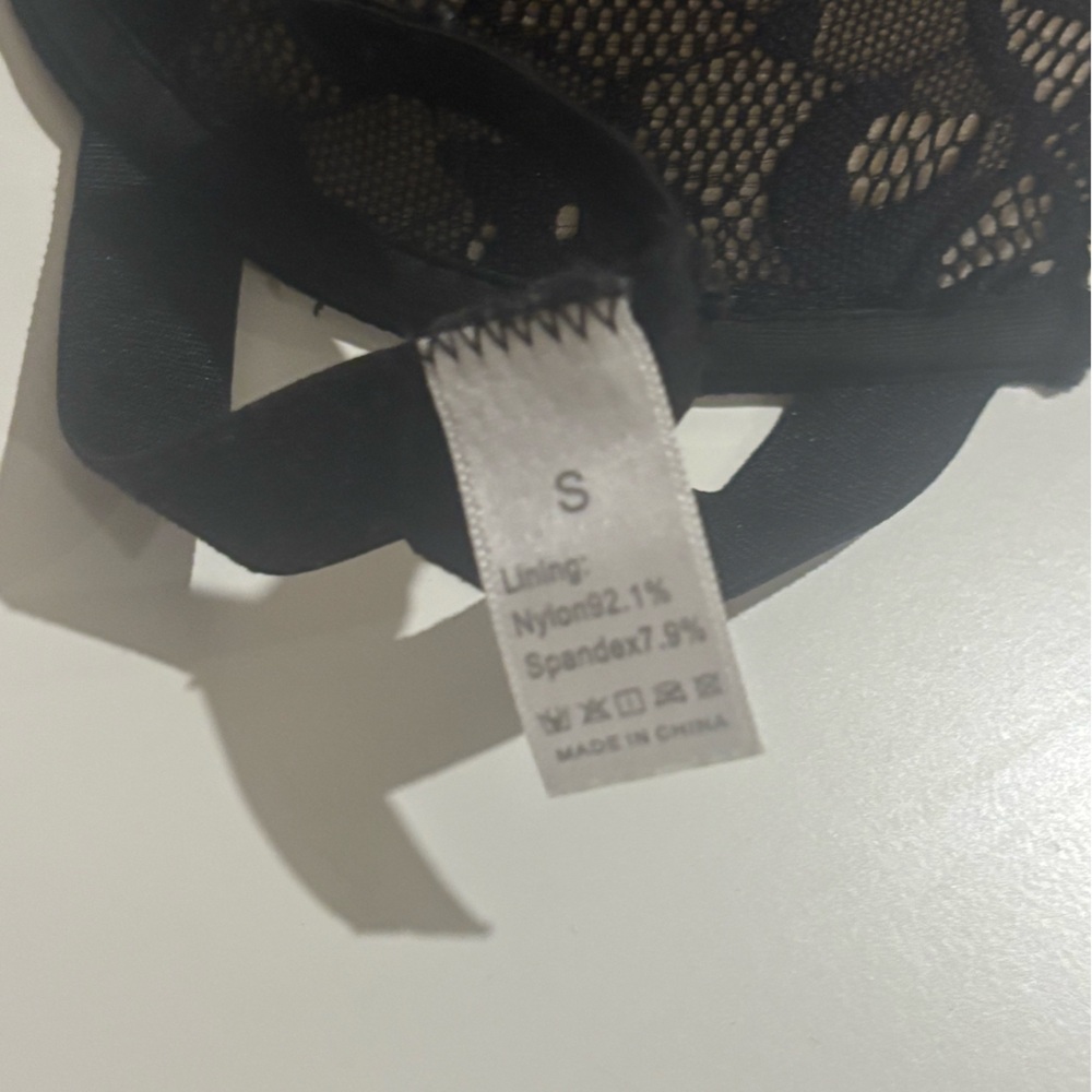 Black Lace Push-Up Bra - Women Intimates - Picture 3 of 3